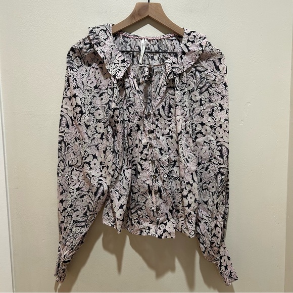 NWT by Anthropologie Peasant Blouse Top - White, Pink and Blue - Women’s Size XS - Picture 2 of 9